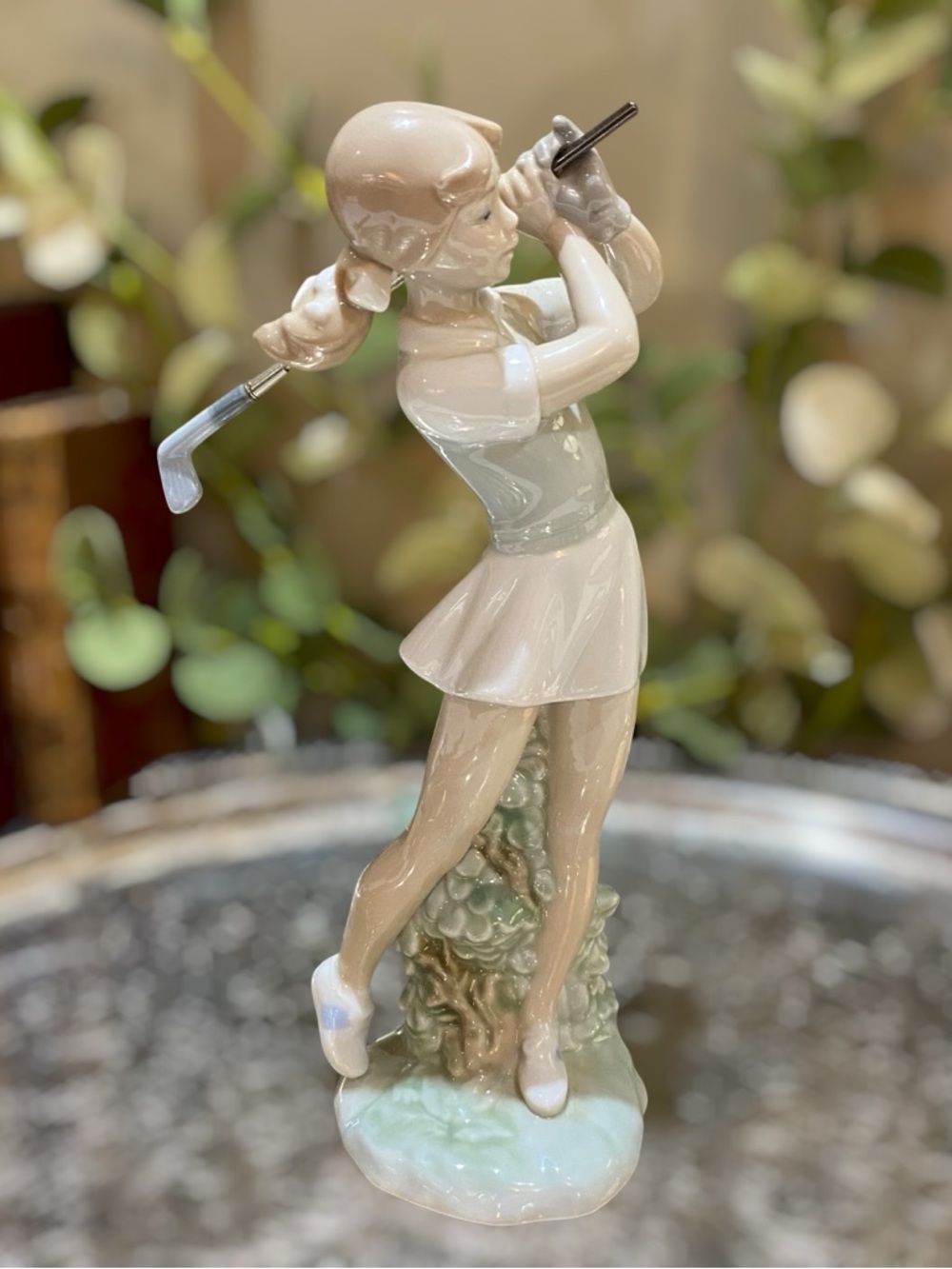 Vintage Lladro Nao Golfer Woman Figurine Out of the Rough Golf 10” Porcelain - Picture 8 of 8
